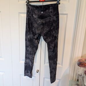 lululemon athletica Womens Black and Gray Tie-Dye Leggings